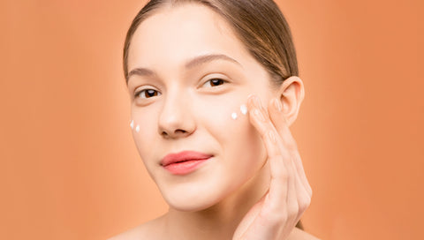 Protect Your Skin: Embrace the Power of Sunscreen in Your Beauty Routine