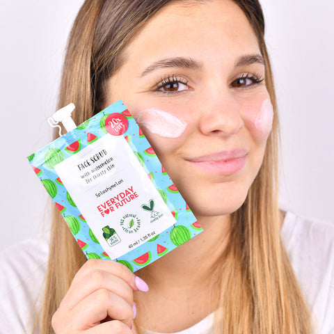 Hydrating Face Scrub